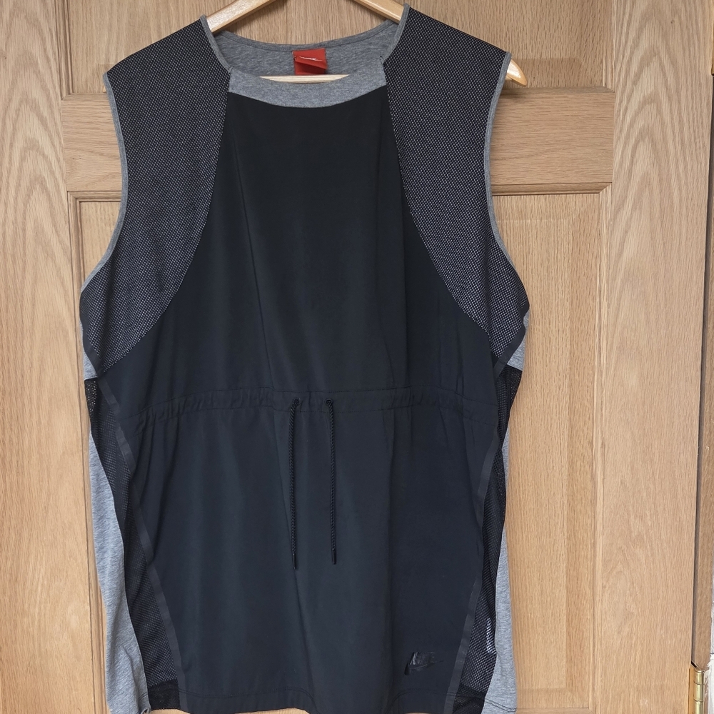 Nike Running Vest Women's Black Size XL Drawstring Hybrid Tee T Shirt